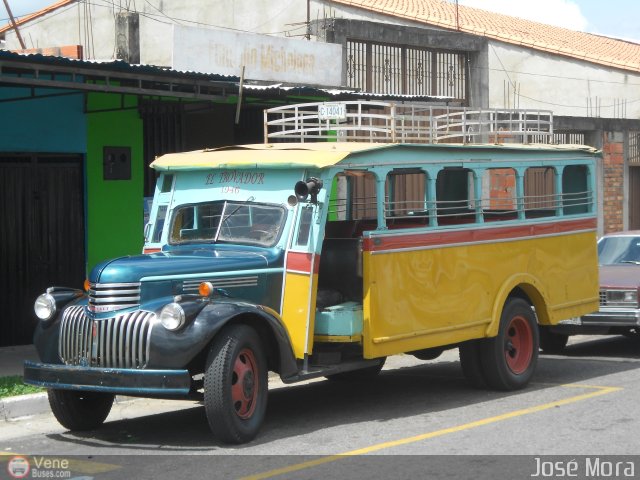Particular o Desconocido Trovador1946 por Jos� Mora
