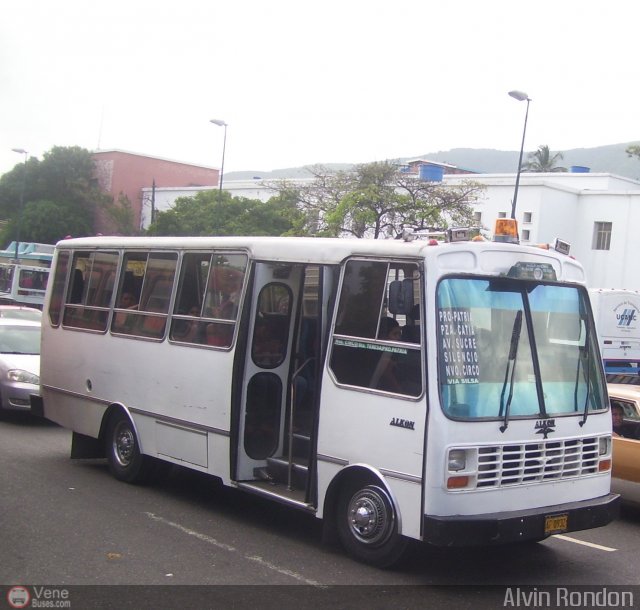 DC - U.C. P�rez Bonalde 98 por Alvin Rond�n