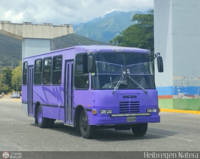 Particular o Desconocido 0111 por Heibregen Natera