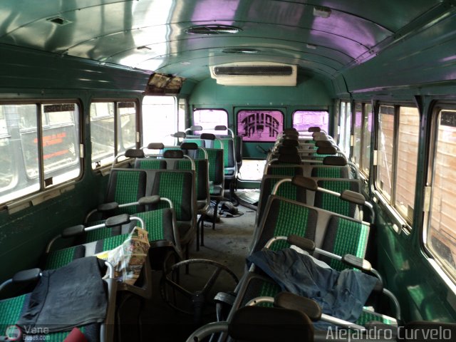 En Chiveras Abandonados Recuperaci�n AC0002 por Alejandro Curvelo