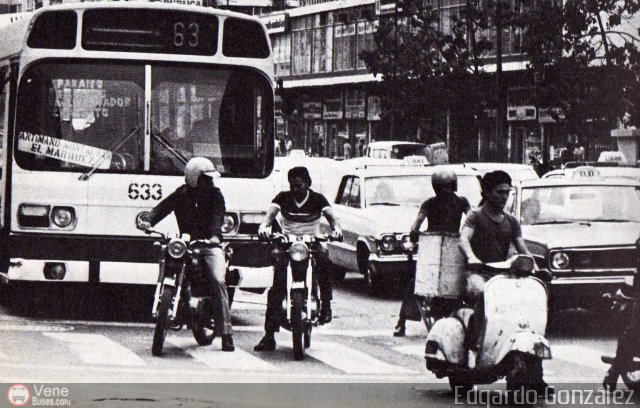 Instituto Municipal de Transporte Colectivo 633 por Alfredo Montes de Oca