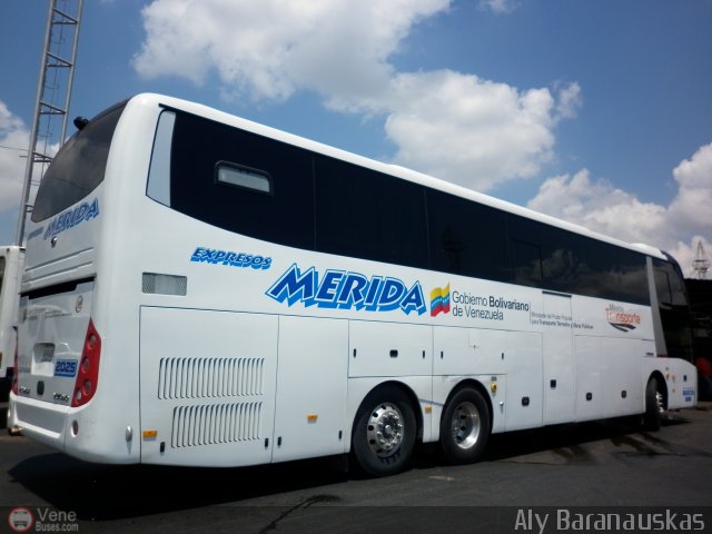 Expresos M�rida 2025 por Aly Baranauskas