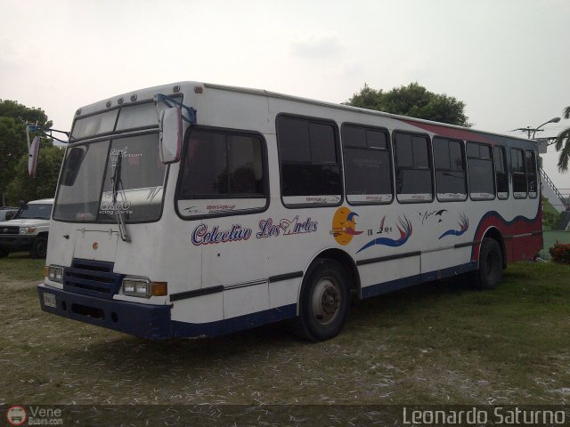 Colectivo Los Andes 19 por Leonardo Saturno