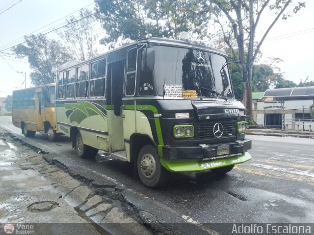 MI - Uni�n Circunvalaci�n Los Teques 090 por Adolfo Escalona