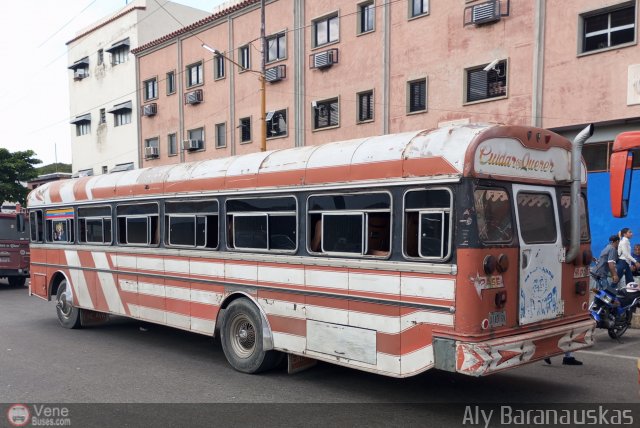 A.C. Boquer�n Express 24 por Aly Baranauskas