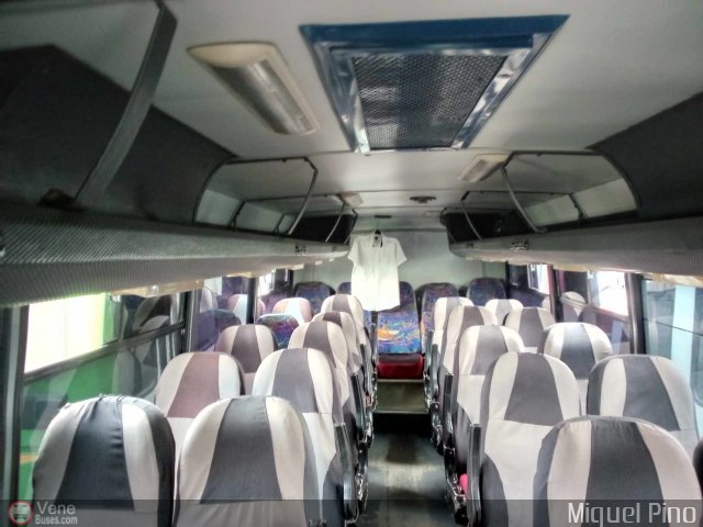 A.C. de Transporte N�mero Uno R.L. 013 por Miguel Pino