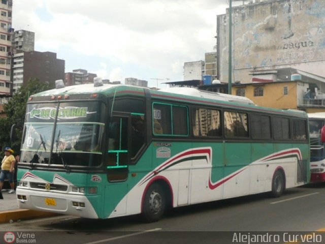 L�nea 1ero de Octubre 045 por Alejandro Curvelo