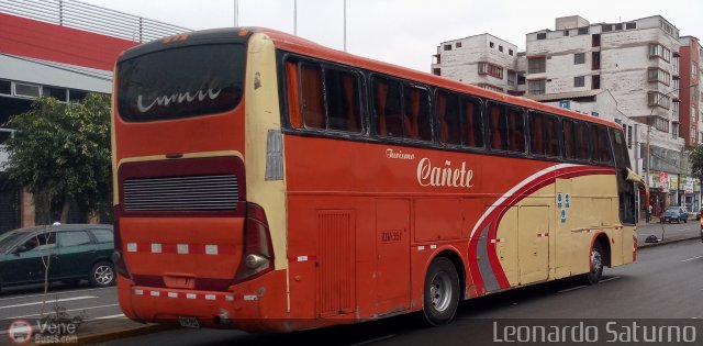 Turismo Ca�ete 951 por Leonardo Saturno