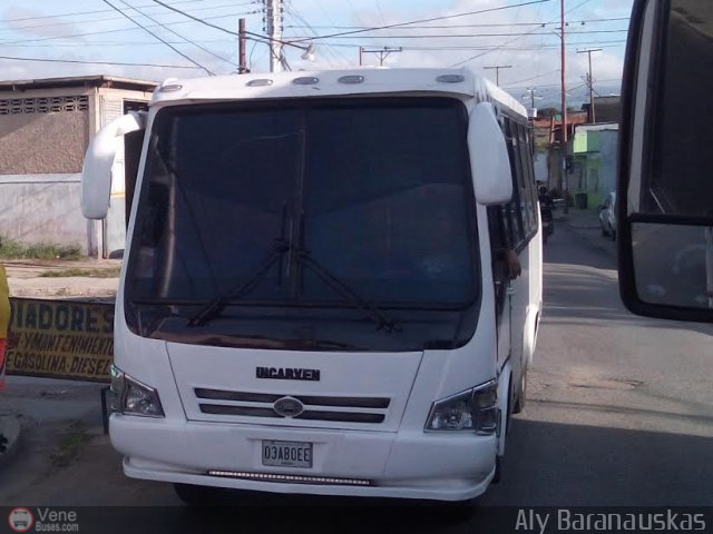 Particular NO USAR M�S 03 por Aly Baranauskas