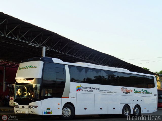 Expresos Del Mar 1016 por Ricardo Ugas