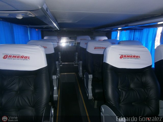 Expreso Internacional Ormeño 0125 por Edgardo González