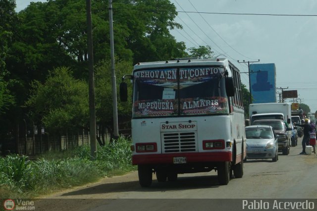 Particular o Desconocido 0245 por Pablo Acevedo