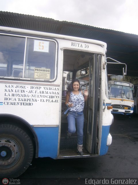 Garajes Paradas y Terminales Caracas por Edgardo Gonz�lez