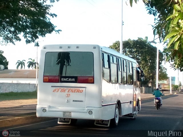 U.C. 23 de Enero 037 por Miguel Pino