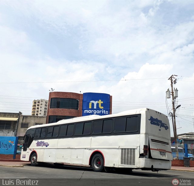 Ejecutivos Carla Tours 1008 por Luis Ben�tez