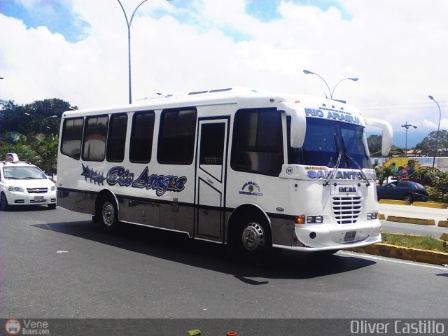 Cooperativa Rio Aragua 11 por Oliver Castillo