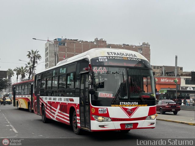 Foto �nibus Brasil.com, por Leonardo Saturno