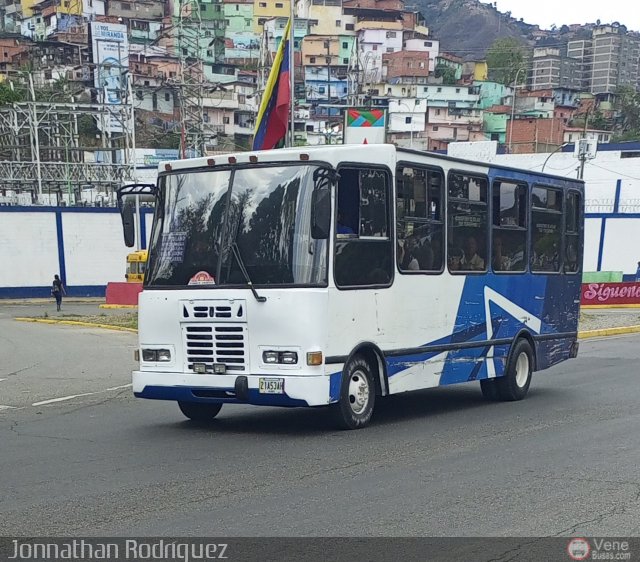 DC - Asoc. Cooperativa Carabobo Tiuna R.L. 137 por Jonnathan Rodr�guez