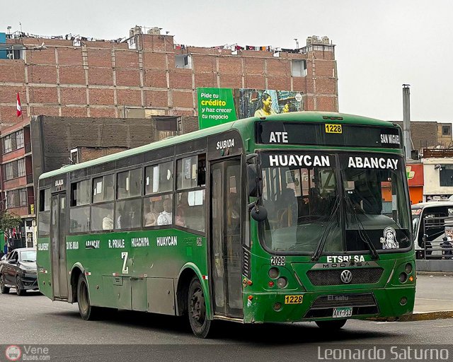Inversiones Ramiro Priale S.A.C. 2099 por Leonardo Saturno