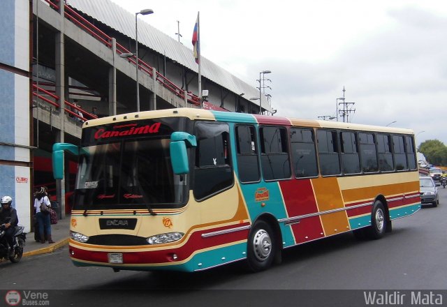 Cooperativa Canaima 17 por Waldir Mata