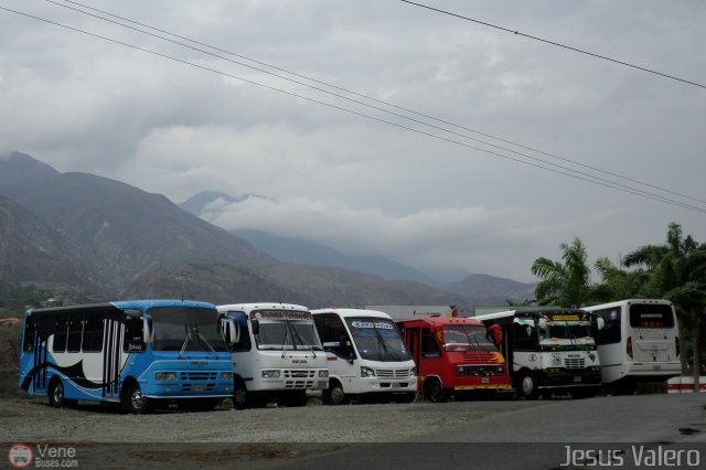 Garajes Paradas y Terminales Lagunillas por Jes�s Valero