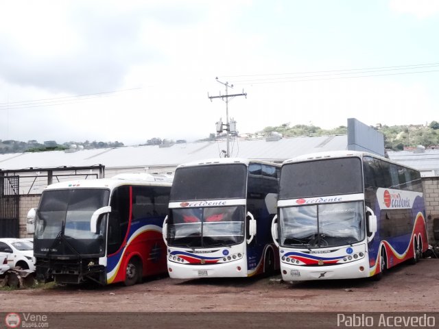Garajes Paradas y Terminales San-Cristobal por Pablo Acevedo