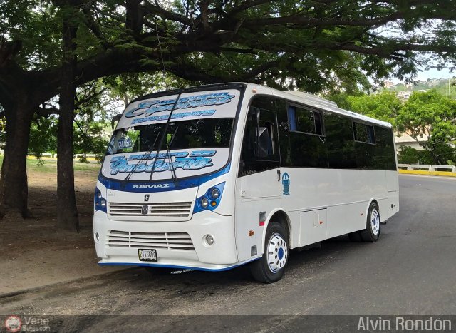 U.C. Los Caminantes 18 por Alvin Rond�n