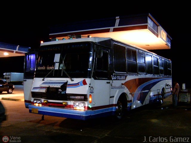 Autobuses La Pascua 026 por J. Carlos Gámez