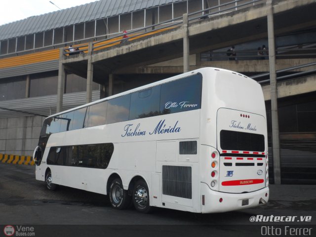 A.C. Mixta de Transporte T�chira M�rida R.L. 0207 por Otto Ferrer