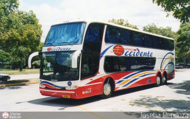 Expresos Occidente 056 por J. Carlos G�mez