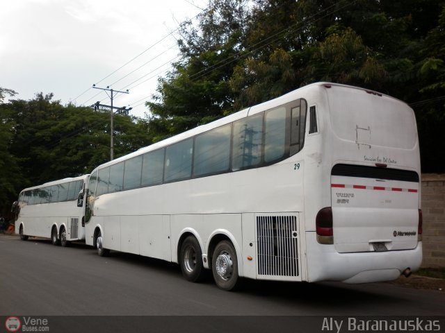 Garajes Paradas y Terminales Maracay por Aly Baranauskas