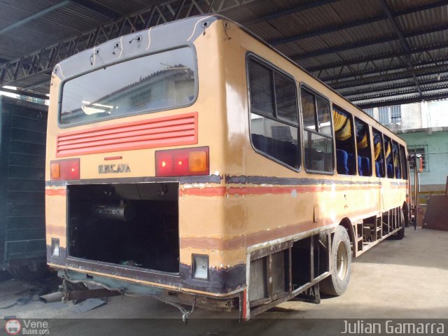 En Chiveras Abandonados Recuperación 18 por Julian Gamarra