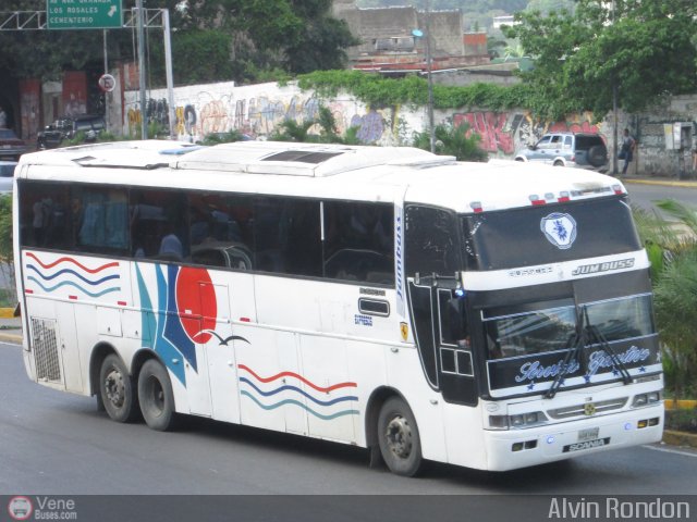 Particular o Desconocido 1042 por Alvin Rond�n