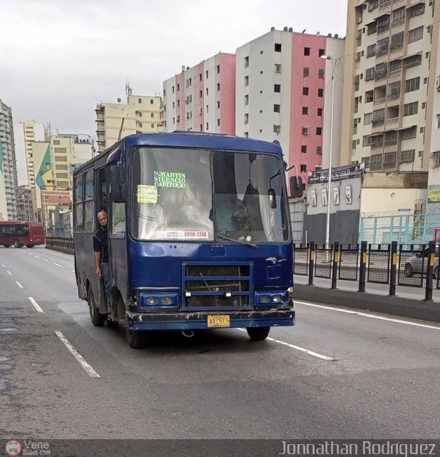 DC - Uni�n Conductores de Antimano 327 por Jonnathan Rodr�guez