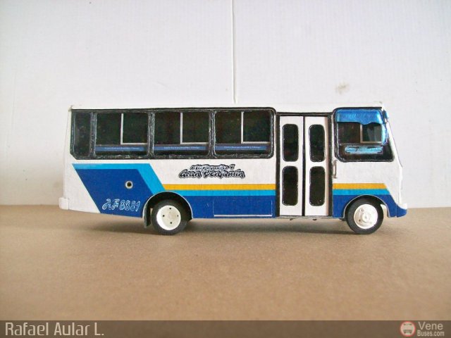 Maquetas y Miniaturas 65 A.C.U.T. San Joaquin por Rafael Aular