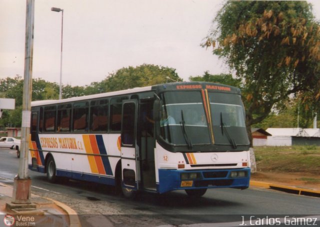 Expresos Matur�n 012 por J. Carlos G�mez