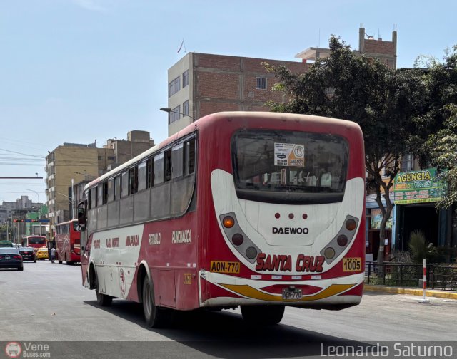 Transporte L�nea Santa Cruz S.A. 770 por Leonardo Saturno