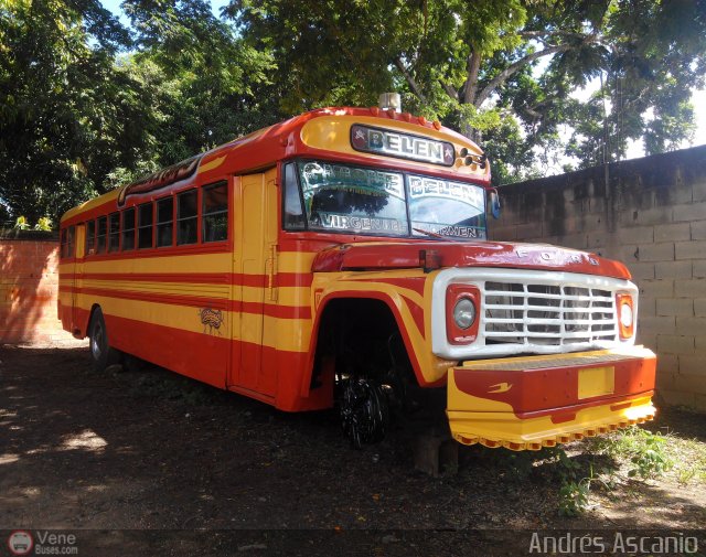 En Chiveras Abandonados Recuperaci�n 15 por Andr�s Ascanio