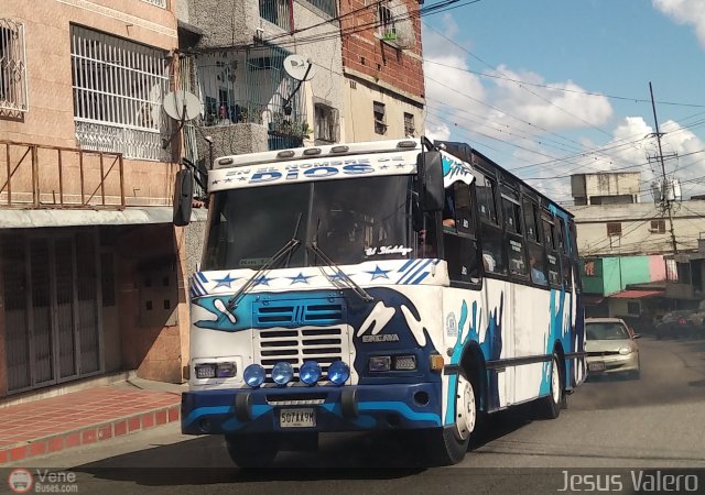 U.C. Catia - El Junquito 104 por Jes�s Valero