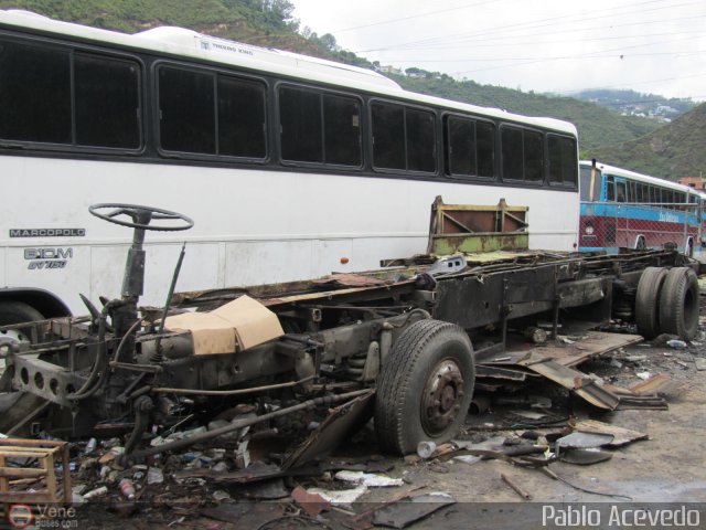 En Chiveras Abandonados Recuperaci�n  por Pablo Acevedo