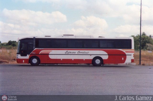 Expresos Occidente 058 por J. Carlos G�mez