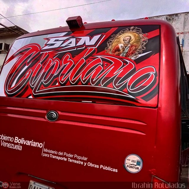 Particular o Desconocido IR04 por Otto Ferrer