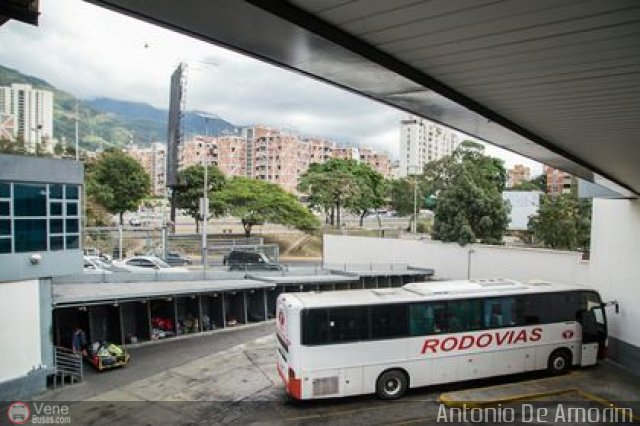 Garajes Paradas y Terminales Caracas por Alvin Rond�n