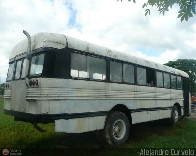 Particular NO USAR M�S 8912 por Alejandro Curvelo