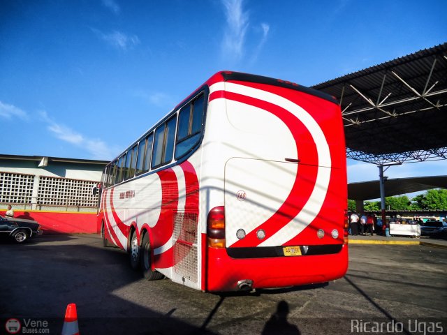 Cruceros Oriente Sur 169 por Ricardo Ugas