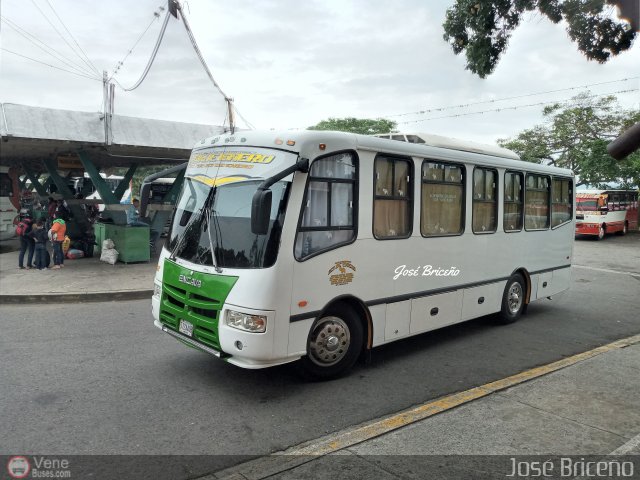 U.C. 23 de Enero 192 por Jos� Brice�o