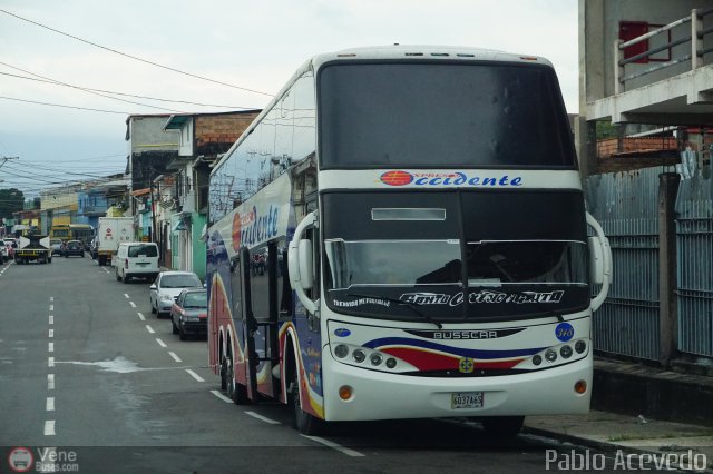 Expresos Occidente 348 por Pablo Acevedo