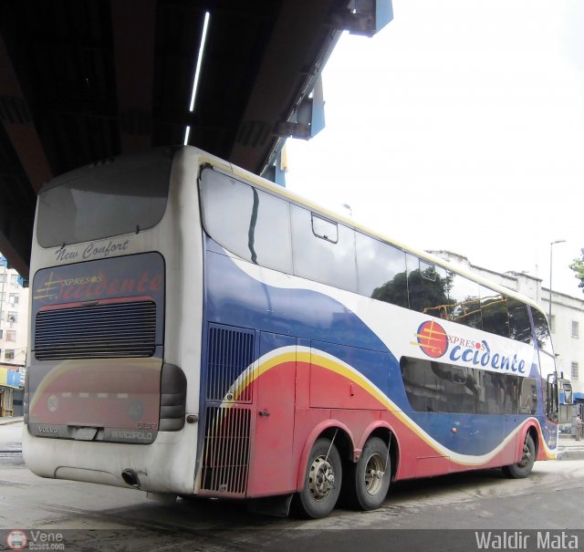 Expresos Occidente 060 por Waldir Mata
