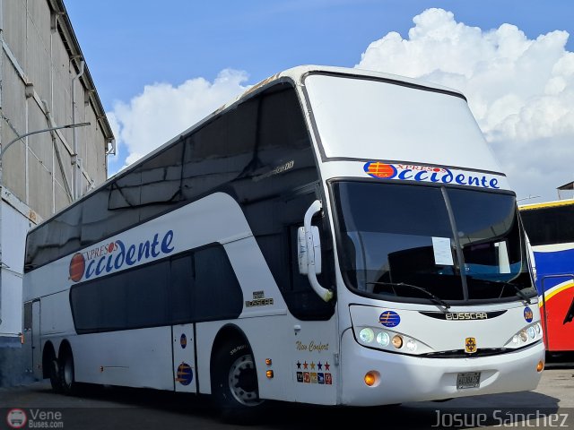 Expresos Occidente 268 por Josue S�nchez