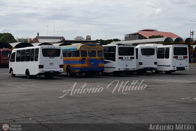 Garajes Paradas y Terminales San-Fernando por Antonio Mittilo